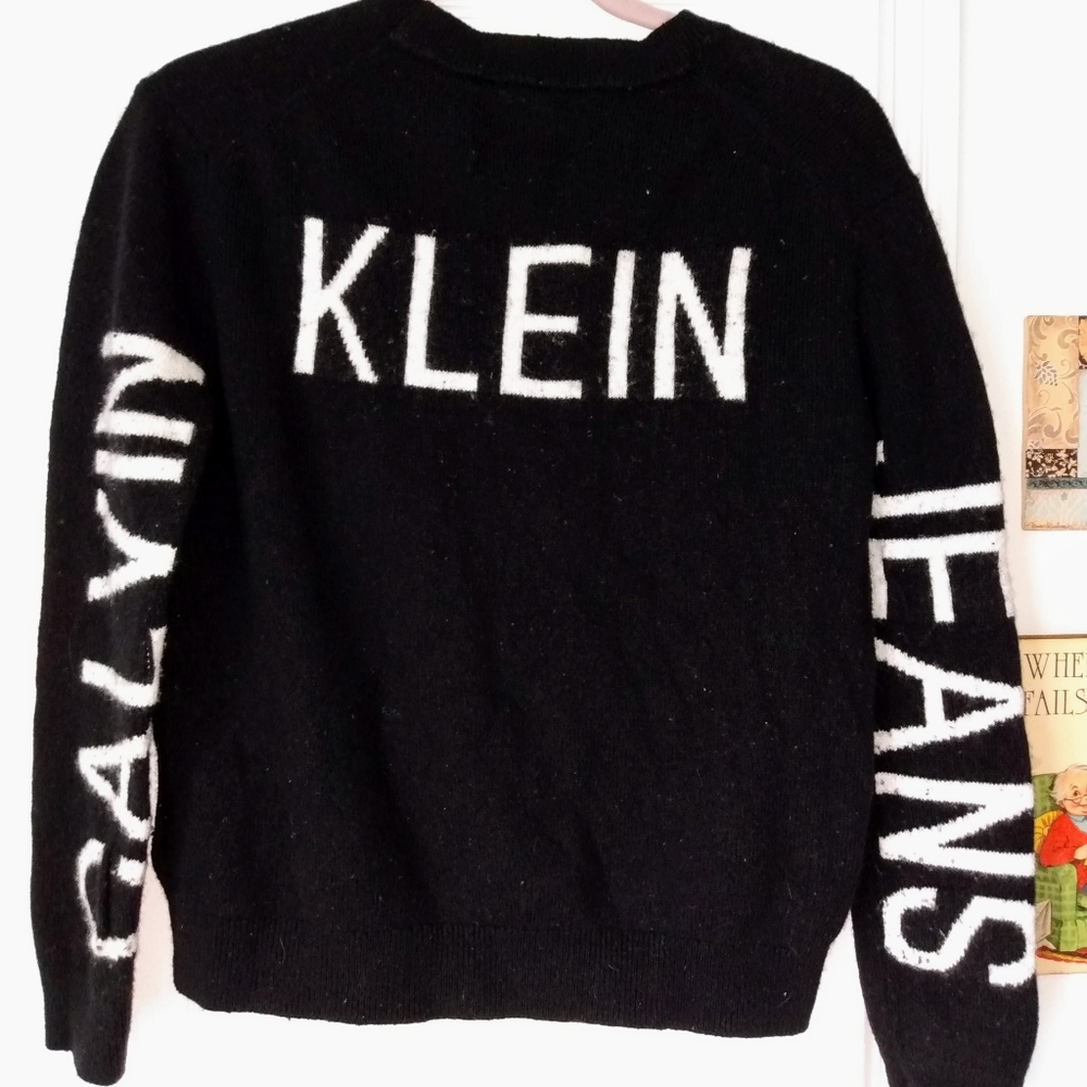 Calvin Klein Sweater